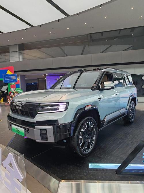 东莞101比亚迪方程豹硬派越野的爆款，英菲尼迪35周年与你共成长